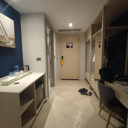 By The Sea Apartment
